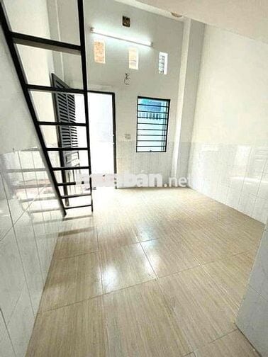 Trọ Thang Máy Ban Công Ngay ĐH Luật Ko Giới Hạn Người Ở