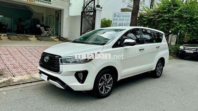 Toyota Innova 2021 2.0E - 98000 km