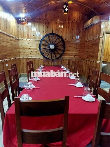 sang nhà hàng hơn 500m2, đầy đủ vào kinh doanh ngay giá rẻ