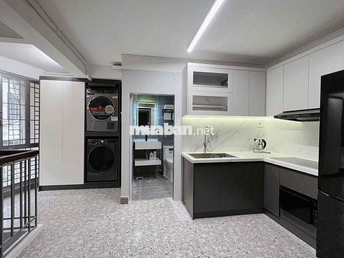 Nhà ở 50m2 2PN 2WC trên đường Lê Văn Sỹ, Quận 3 an ninh, yên tĩnh