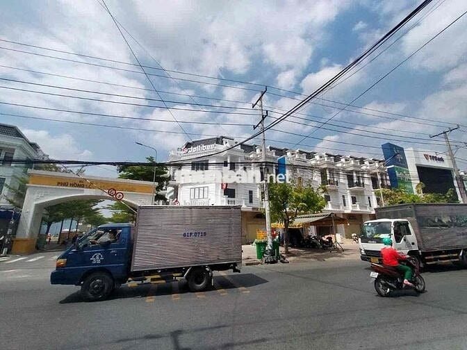 Lô góc 2 mặt tiền KDC phú Hồng Lộc - Phú Hồn Phát Thuận Giao Thuận An