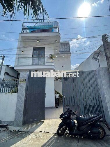 Nhà full nội thất Phú Lợi hẻm 288 HVL 3pn, sân oto 12tr