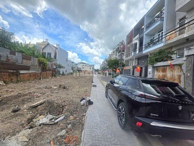 Đất Phân Lô Nguyễn Văn Quá, Quận 12, 4x13m, sổ riêng, Giá Chỉ 5 Tỷ/Lô