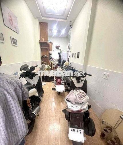 Nhà Nhỏ nhưng 4 tầng - Quận 8 - Giáp Võ Văn Kiệt - 4 phòng - 2ty65