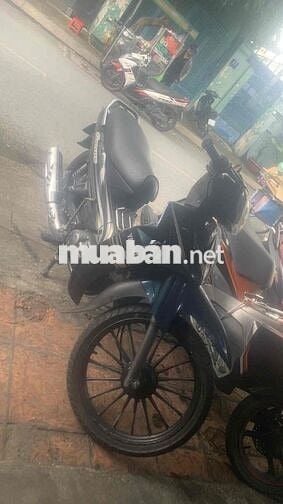 mình đang bán con xe máy hiệu yamaha còn mới