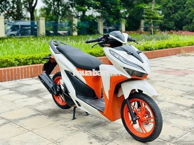 HONDA VARIO 125 FI BẢN ĐEN SẦN KHÓA SMARKEY