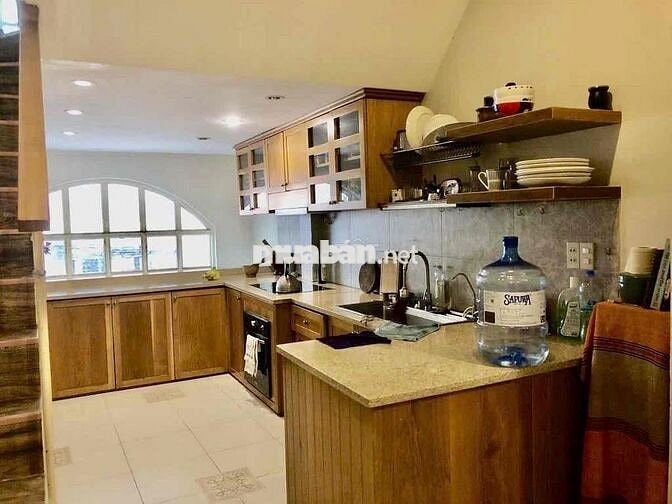 cho thuê MB rộng đẹp Lê Văn Sỹ 5x15m giá 25 triệu TL