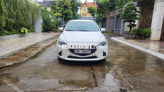 Mazda 2. 2015