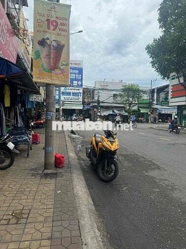 Nhà bán mặt tiền siêu nhỏ Trần Việt Châu