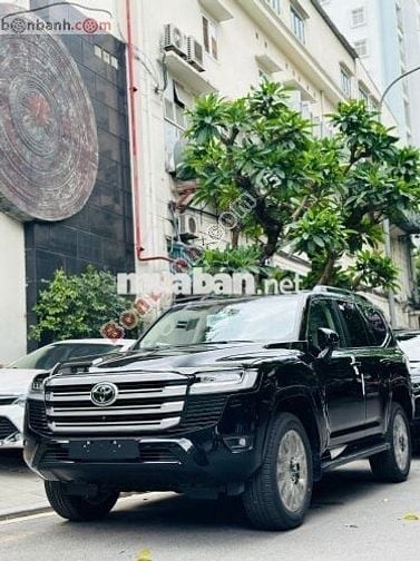 Bán xe Toyota Land Cruiser 2025 mới 100%