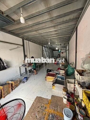 nhà cho thuê nguyên căn có gác suốt