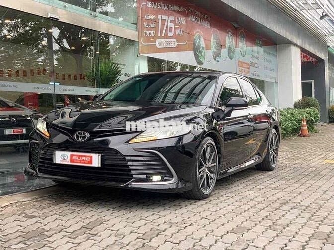 Toyota Camry 2022 2.0 Q - lướt 57.000 km