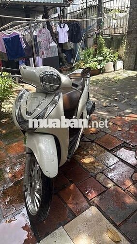 bán sh mode màu trắng. Xe nhà nữ đi