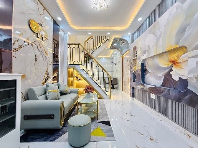  Căn nhà đẹp 52.8m2 ngay Dương Quảng Hàm, GV giá 3.2 Tỷ. SHR, hẻm 5m  