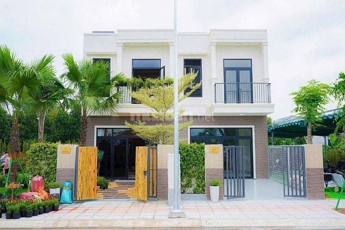 Nhà Phố 1 Trệt 1 Lầu Ngay VSIP 3. Cam Kết Thuê Lại 18-25 Triệu/Tháng