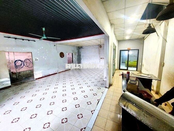 cho thuê mặt bằng kinh doanh mặt tiền sầm uất, ngang 7,6m, dt 220m²