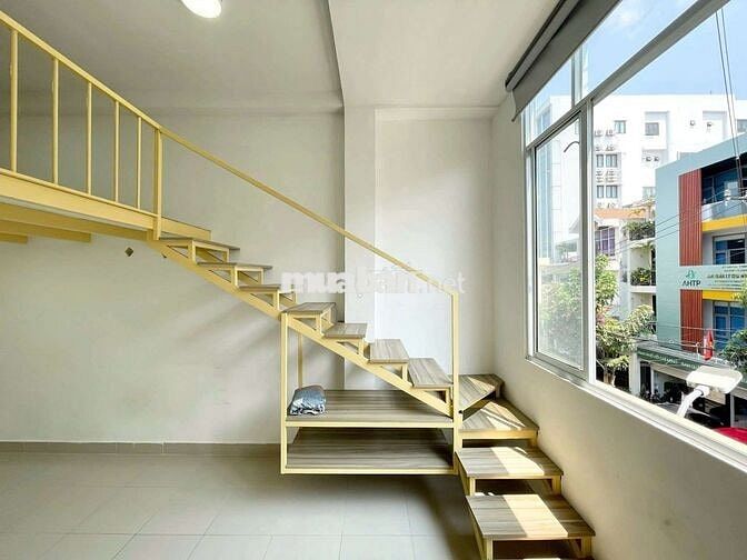 DUPLEX CỬA SỔ TRỜI RỘNG NHƯ BAN CÔNG GẦN FTU HUTECH UTH