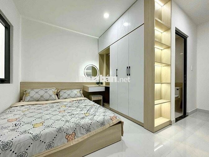 ✨NHÀ MỚI XÂY 100% STUDIO CỬA SỔ LỚN THANG MÁY HẦM XE NGAY CHU VĂN AN,