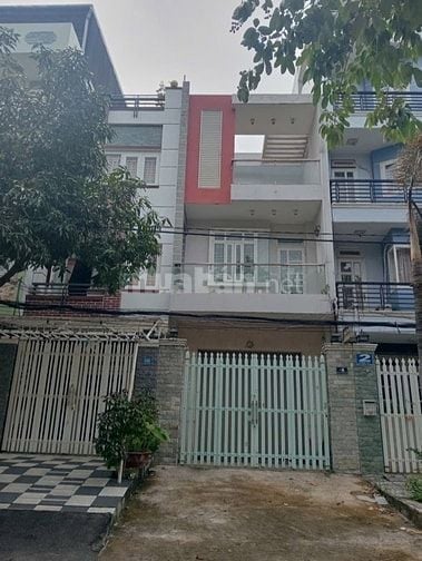 Bán Gấp nhà đường số 5 ngay góc đường số 10 dt: 4,5x18m, 2 lầu st