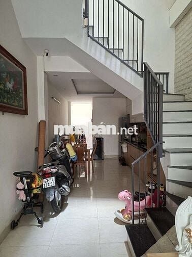 Nhà 3 mê 3 tầng đẹp kiệt nguyễn như hạnh
