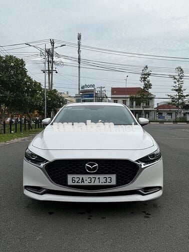Mazda 3 2023 1.5L Luxury - 43000 km