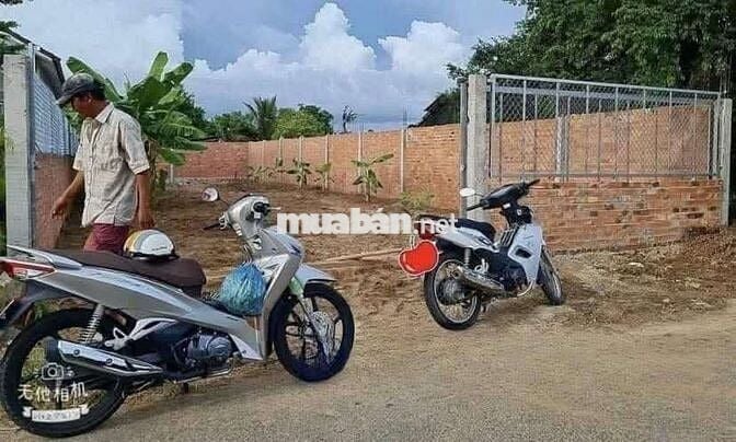 Cần Bán Gấp Ai Thiện Chí Alo Em