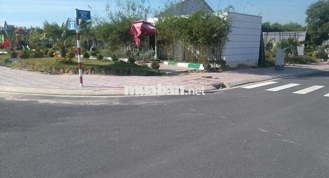 Bán gấp lô đất MT Phùng Hưng chợ An Bình 100m2 giá chỉ 1,5 tỷ bao thuế