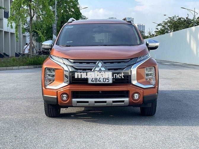 Mitsubishi Xpander Cross 2021 AT - 9700 km