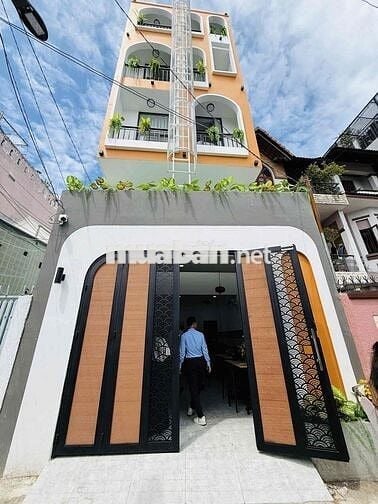 CHDV 5 Tầng - 16 Phòng - Thu Nhập 720Triệu/1Năm - Quận Gò Vấp