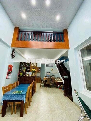 nhà chot thue: Hẻm 181 Nguyễn khuyến