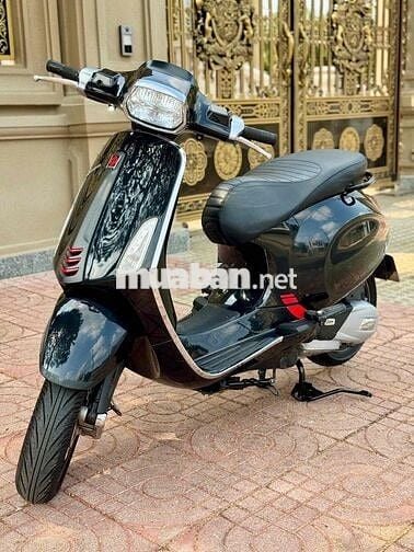 Cần bán VESPA Bản CARBON - Đặc biệt biển phố