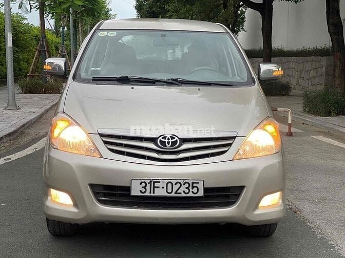 Toyota Innova 2011 GSR - 55555 km