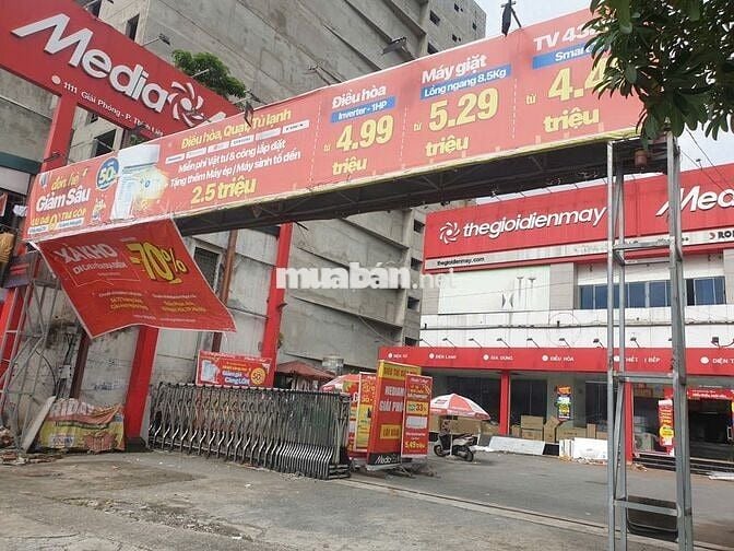 Cho thuê tòa nhà 1.500m² – Mặt đường Giải Phóng, làm trụ sở, showroom