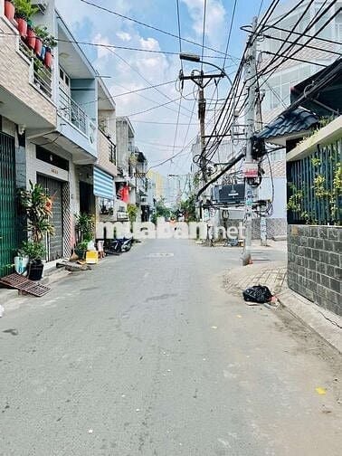 Ban Nha .Măt tien Nguyễn Quý Yêm thong An Dương Vương .4×19m×4p.Chỉ 7T