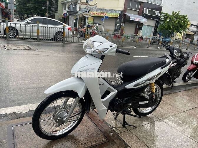 Honda wave A 2021 mới 90% biển số 90 chính chủ