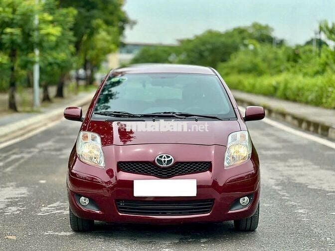 Toyota yaris 1.3AT ngập Nhật