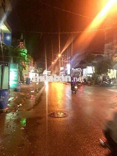 Nhà mặt tiền kinh doanh 1 trệt 2 lầu 120m2 3p ngủ,dân cư đông đúc