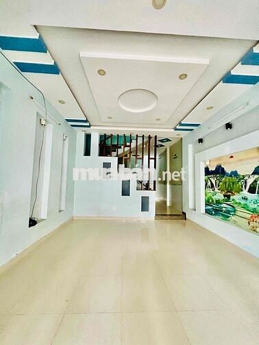 Nhà Sạch Sẻ DT 5x16 1Trệt 2Lầu 4Pn 3Wc Sân Rộng Đậu Xe Máy Hẻm Ba Gác