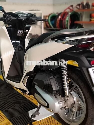 Xe chính chủ dư dùng ít đi nên bán