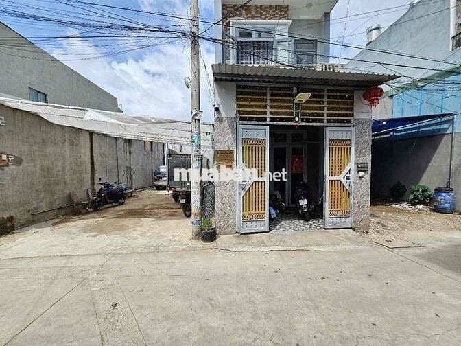 Đất 2 mặt tiền trước và sau gần chợ Tân Long, p Tân Đông Hiệp Tp Dĩ An