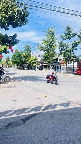 Nhà Mặt Tiền Kinh Doanh Dĩ An – Chỉ 3 tỷ 3  Gần chợ