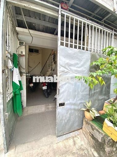 Phòng trọ 15m2 đường Trần bình trọng, Bình thạnh