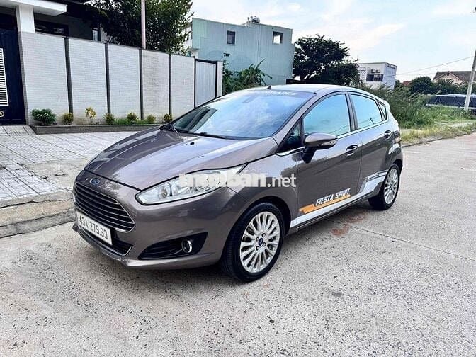 Ford Fiesta 2016 1.5 AT Sport - 90000 km