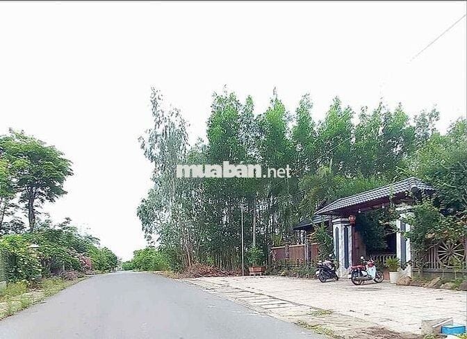 Bán nhà hàng gần khu du lịch Hồ Tràm