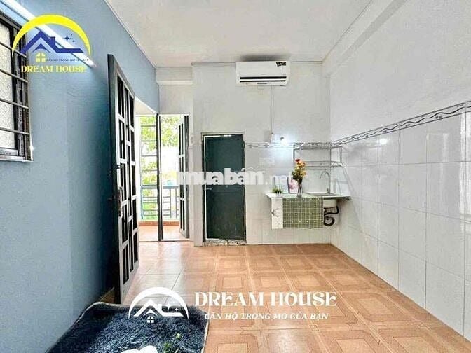 STUDIO BAN CÔNG BẾP LỚN MẶT TIỀN ĐƯỜNG GẦN HUIT, AEON MALL ZÁ RẺ