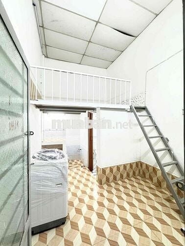 🏠 PHÒNG CÓ GÁC RỘNG THOÁNG MÁT, KHÔNG ĐỤNG ĐẦU