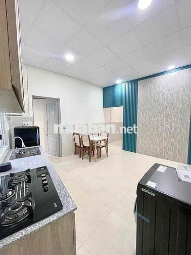 Thuê Căn Hộ 1PN 40m² Cao Cấp Xô Viết Nghệ Tĩnh Gần Bến Xe Miền Đông