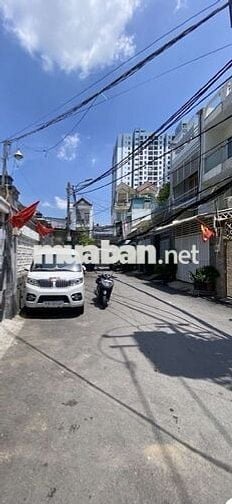 Nhỉnh 7 tỷ Nhà 2 lầu Sổ hồng riêng - Quận 7 - HXH ( 4 x 20m) nhìn 7 tỷ