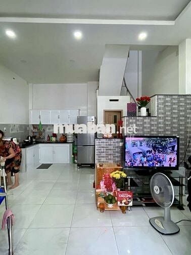 Bán nhà Tân hương 5x7 hỗ trợ vay ngân hàng nhỉnh 3 tỷ thương lượng
