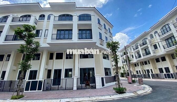 Căn góc 4 tầng, đầy đủ nội thất, dự án Nam Sài Gòn Bình Chánh